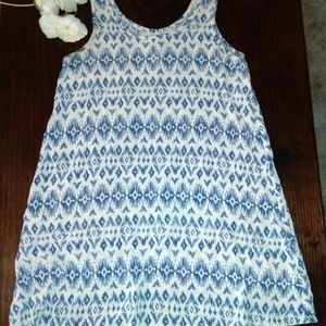 PRICE DROP! Fun flowy dress!